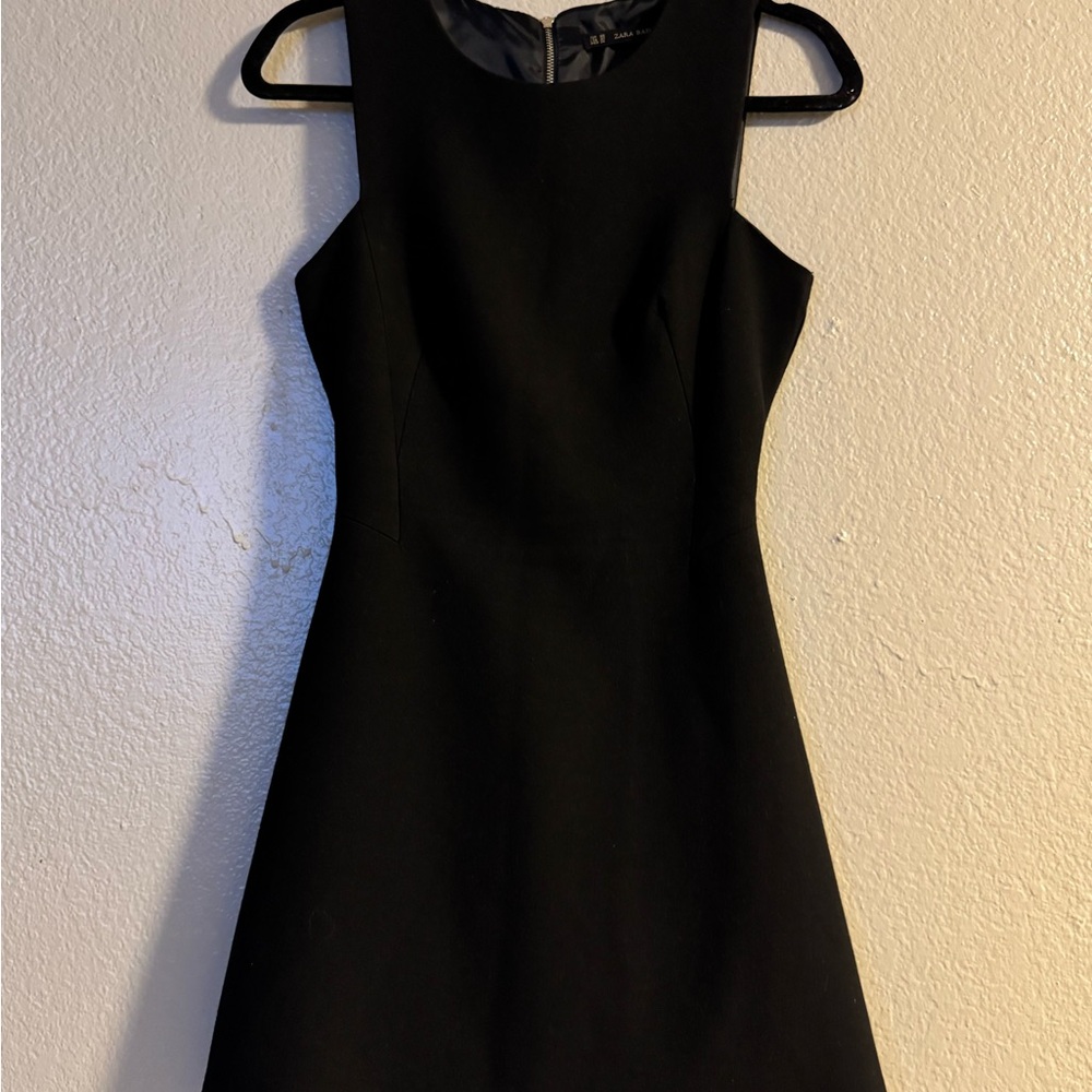 Zara Black Sheath Mini Dress Crew Neck Sleeveless